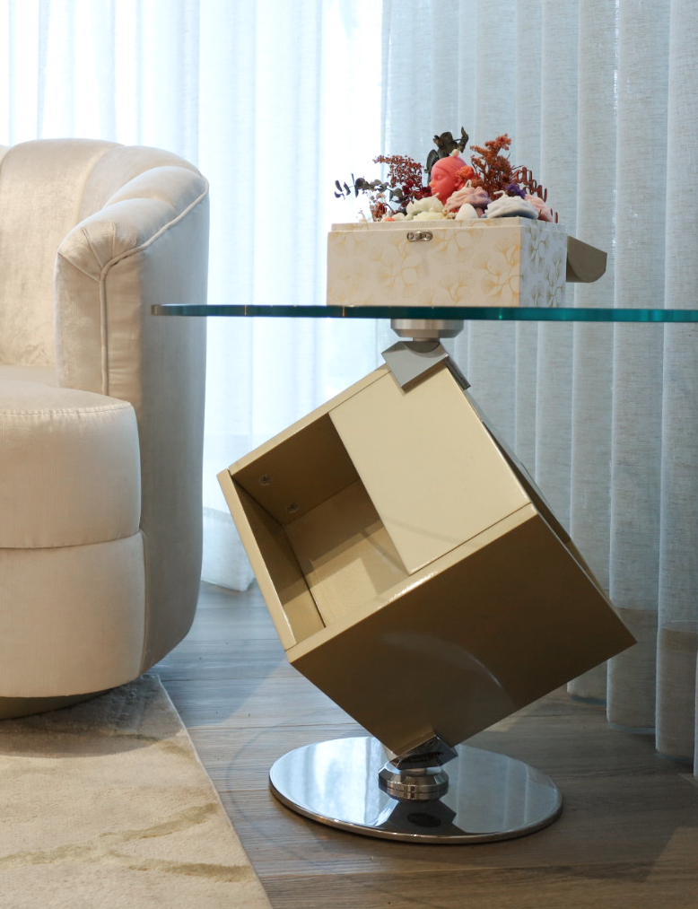 mesa decorativa de vidrio malabar reservado